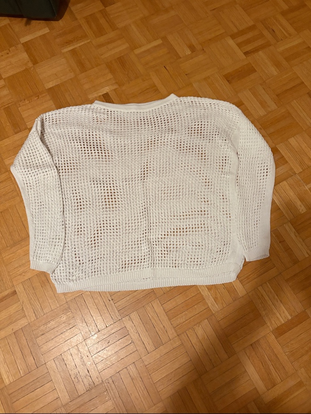 Sarah Pacini. Lightweight Open-Knit White Women's Sweater